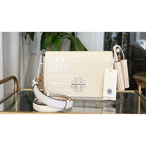 Tory Burch Handbags - NWT!! TORY BURCH THEA FLAP CREAM EMBOSSED CROSSBODY BAG ♦️♦️